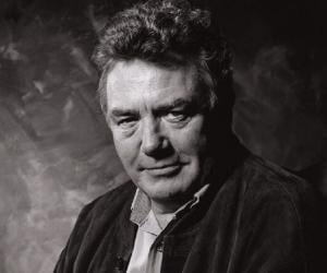 Albert Finney