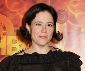 Alex Borstein Biography