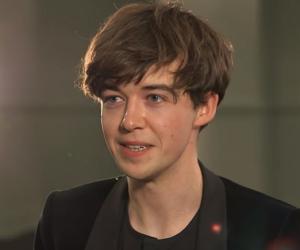 Alex Lawther