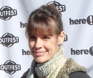 Alexandra Paul