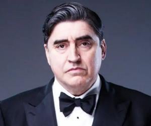 Alfred Molina