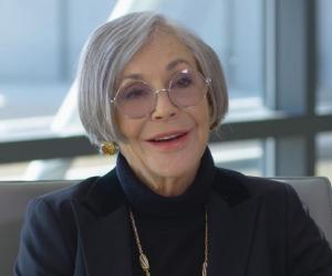 Alice Walton Biography