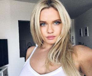 Alli Simpson Biography