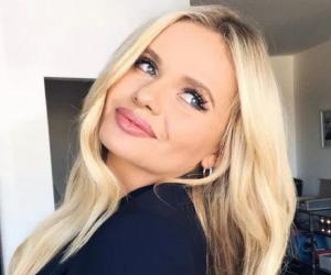 Alli Simpson