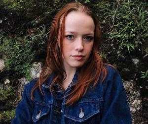 Amybeth McNulty