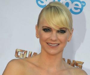 Anna Faris