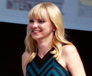 Anna Faris