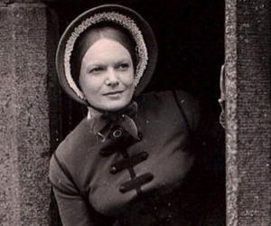 Anna Neagle