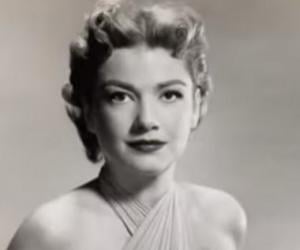 Anne Baxter