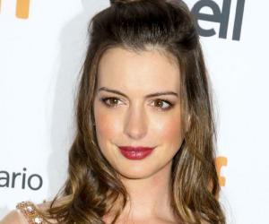 Anne Hathaway Anne Hathaway