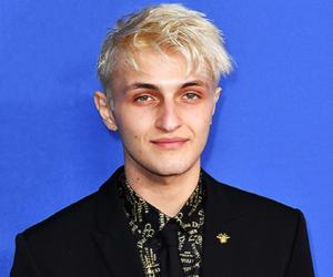 Anwar Hadid