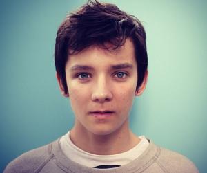 Asa Butterfield