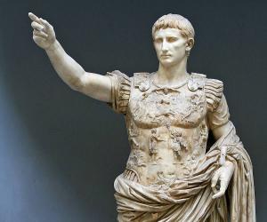 gaius julius caesar augustus divi filus