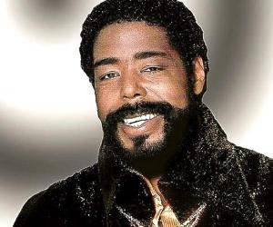 Barry White Biography