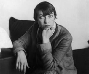 Berenice Abbott Biography