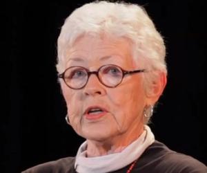 Betty DeGeneres Biography