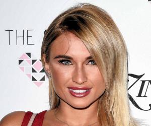 Billie Faiers Biography