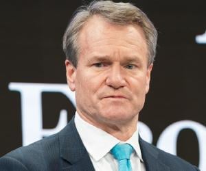 Brian Moynihan Biography