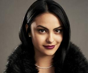 Camila Mendes