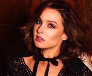 Camilla Luddington