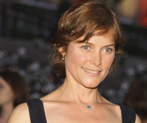 Carey Lowell Biography