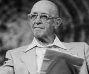 Carl Rogers Biography