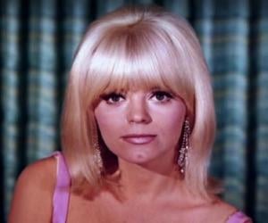 Carol Wayne