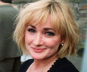 Caroline Aherne