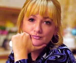 Caroline Aherne