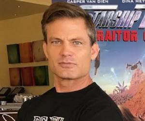 Casper Van Dien