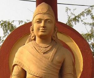 Chandragupta Ma... Biography
