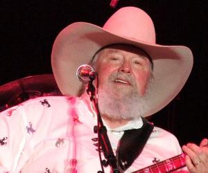 Charlie Daniels Biography