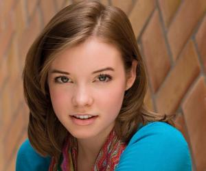 Cherami Leigh