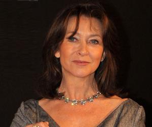 Cherie Lunghi Biography