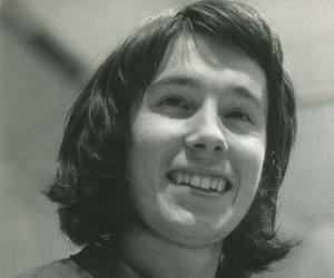 Chester Barnes