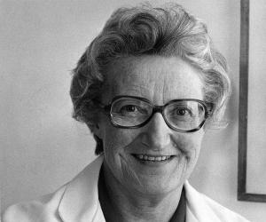 Cicely Saunders Biography - Childhood, Life Achievements & Timeline