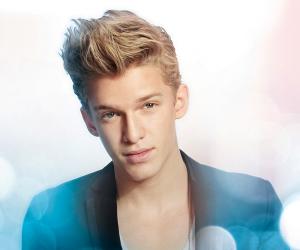 Cody Simpson Biography