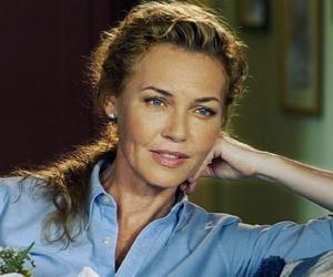 Connie Nielsen