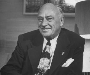 Conrad Hilton Biography