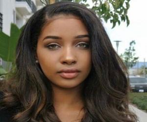 Corie Rayvon Biography