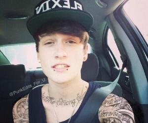 Crawford Collins Biography