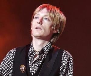 Crispian Mills