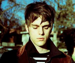 Dallon Weekes