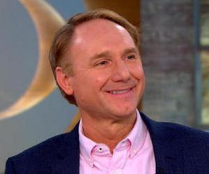 Dan Brown