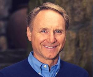 Dan Brown