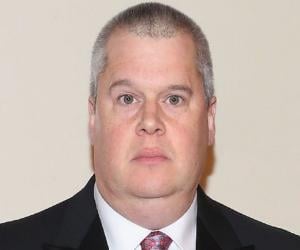 Daniel Handler Biography