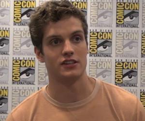 Daniel Sharman