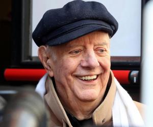 Dario Fo Biography