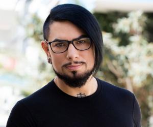 Dave Navarro