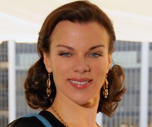 Debi Mazar